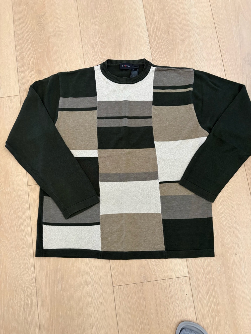 Axcess Dark Green Crewneck Sweater with Beige and Gray Stripe Blocks